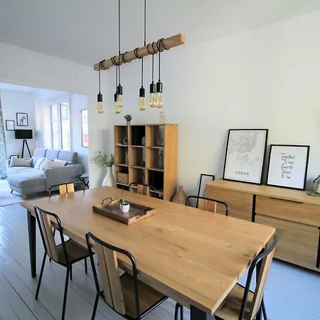 Apartment Centre