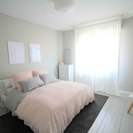 Centre Apartment *